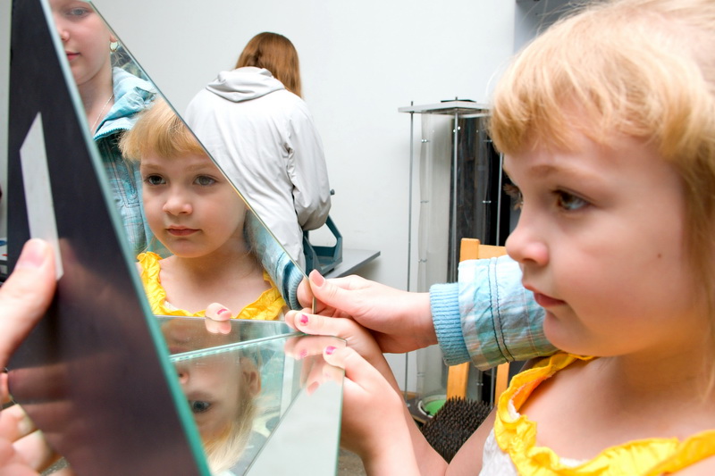 Уголковый отражатель